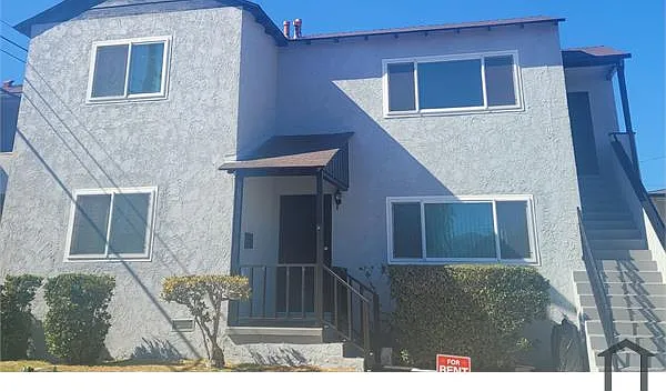 3 bed, 1125 sqft, $3,600 — Photo 1