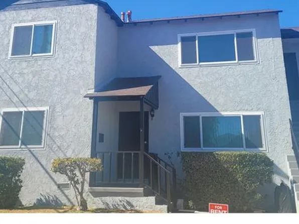 2035 W 102nd St, Los Angeles, CA 90047