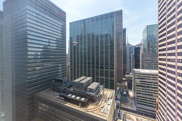 Rented by Sotheby's International Realty | media 11