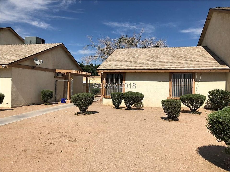 2nd image of 3108 Chadford Pl