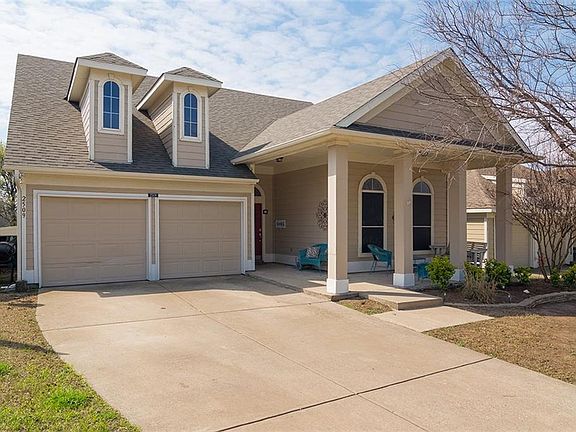 2nd image of 2509 Parkview Dr