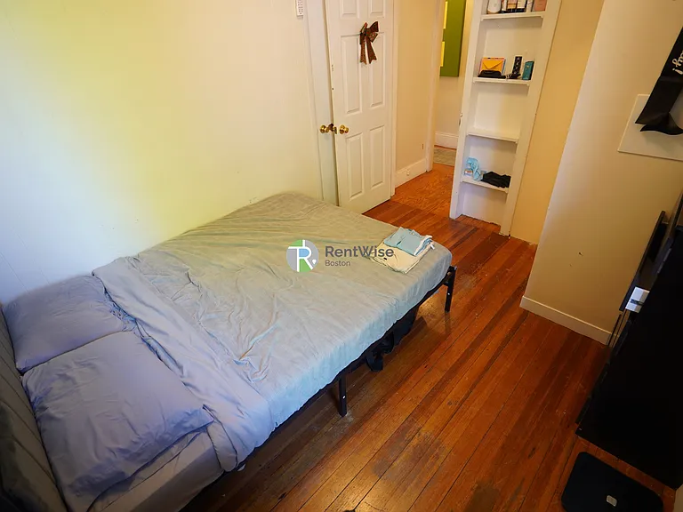 128 Fuller St #5 — Photo 11