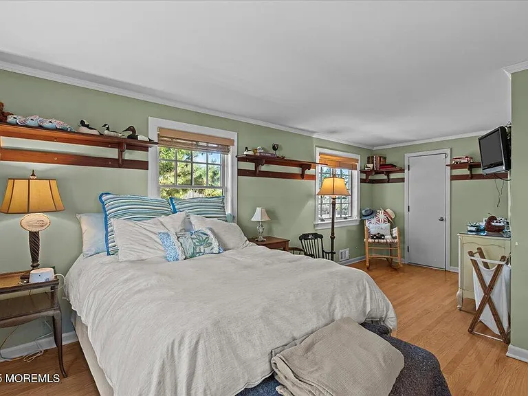 262 Sunset Ln — Photo 33