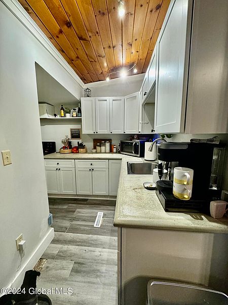 4th image of 4 Katherine Street