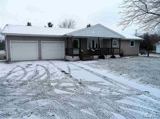 3744 Deerfield Rd, Adrian, MI 49221