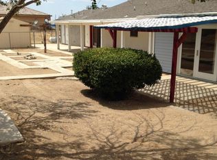 22571 Roundup Way, Apple Valley, CA 92308