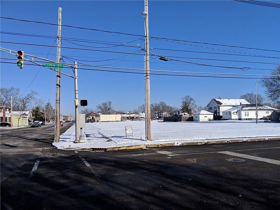 2nd image of 1742 Meridian St