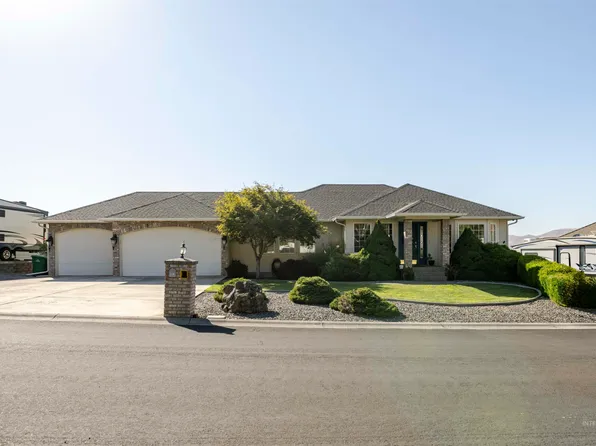 331 Reservoir Dr, Lewiston, ID 83501