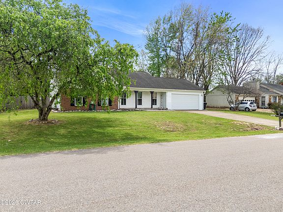 3rd image of 35 McGee Loop