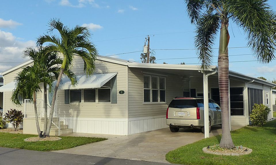 8 Garden Drive 