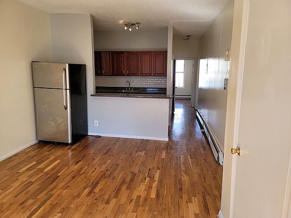 2nd image of 874 De Kalb Ave #3A