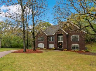 104 Silverleaf Cir, Pelham, AL 35124