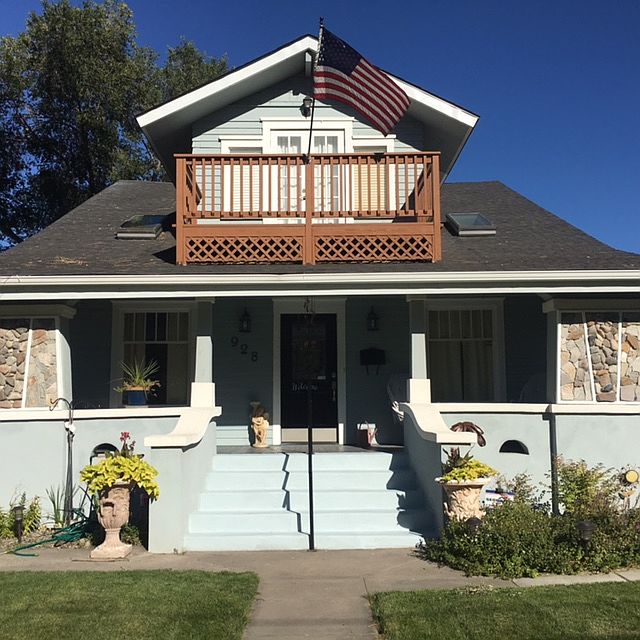 1st image of 928 Blue Lakes Blvd