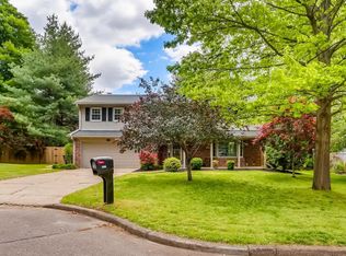 1108 Glenmoor Ct, Evansville, IN 47715