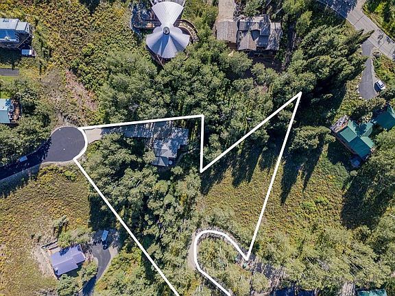3rd image of 18 Aspen Lane