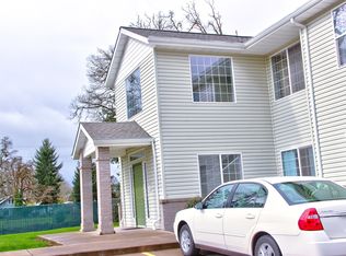 44 Weldwood Dr, Lebanon, OR 97355
