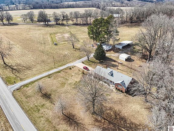 4th image of 12825 Blandville Rd