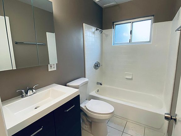 5th image of 1802 Amelia Way #5