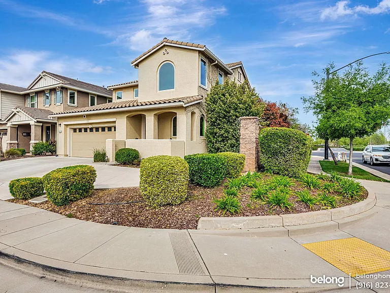 9773 Philta Way — Photo 4