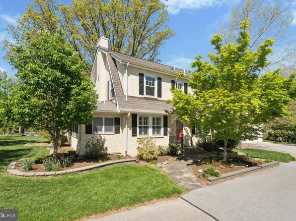 12 E Central Ave, Paoli, PA 19301