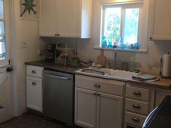 4th image of 489 61st St N