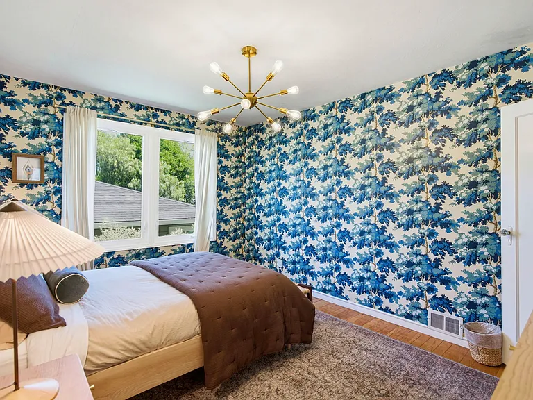 284 E Blithedale Ave — Photo 29