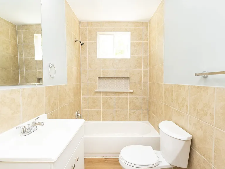 1812 John Ross Rd — Photo 11
