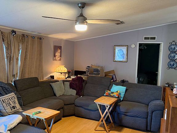 2nd image of 189 NW Jordan Ct