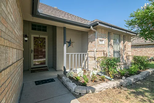 956 Carlin Ln Photo 1