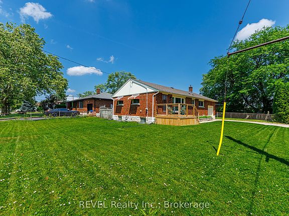 4th image of 6945 Douglas St