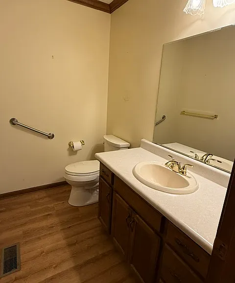 590 Wedgwood Dr — Photo 15