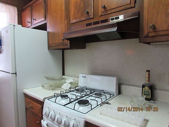 2nd image of 142 Susquehanna Ave
