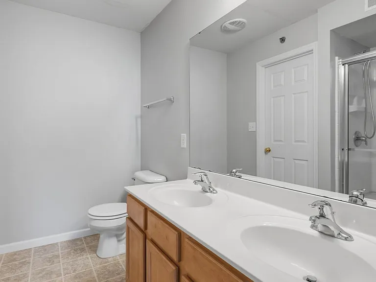 5300 Spring River Dr — Photo 7