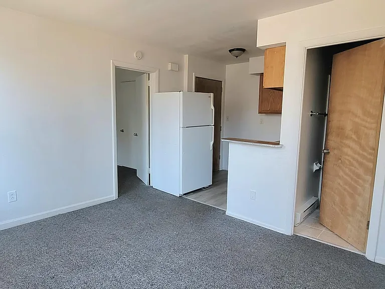 810 Coal St #2A — Photo 12