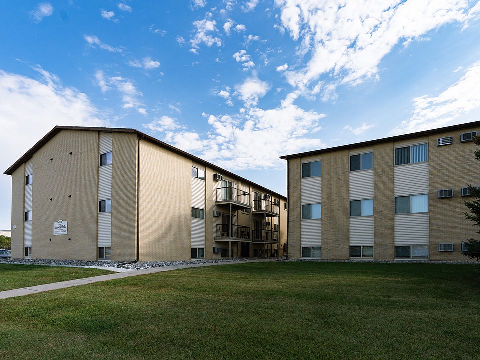 Fargo, ND Brookfield Apartments | Exterior