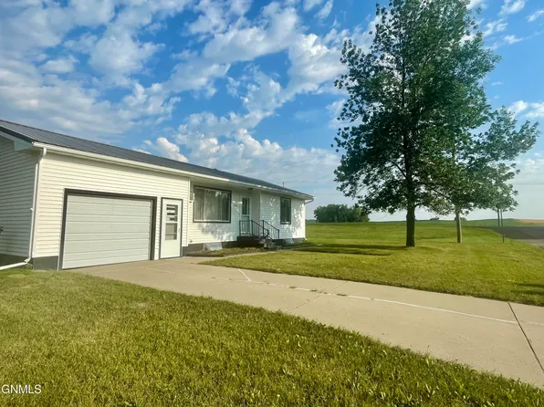 579 Sellon St, Turtle Lake, ND 58575