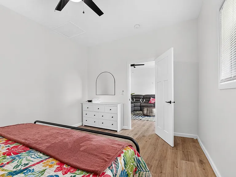 7690 Walnut St — Photo 23