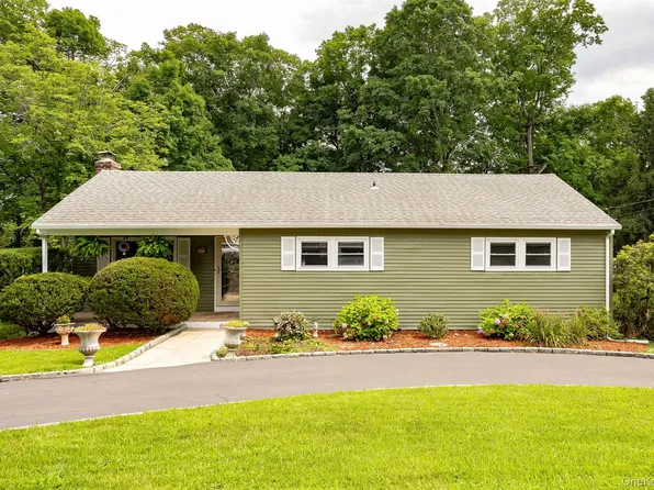 61 Ganung Drive, Ossining, NY 10562