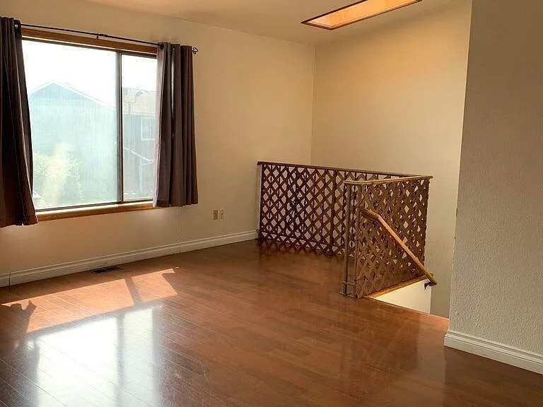 8050 Pioneer Dr #1001 — Photo 8