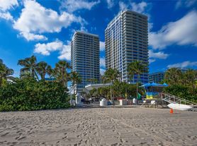 153 N Seabreeze Blvd