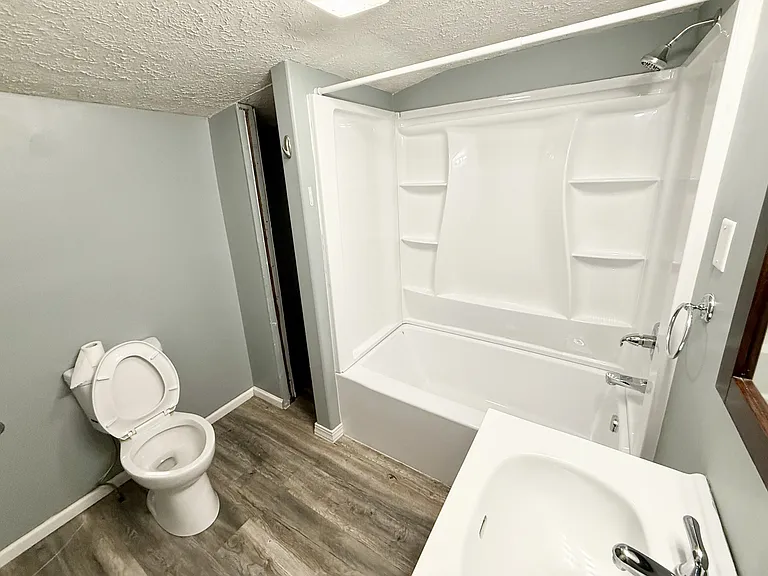 533 Kirkpatrick Ave — Photo 11