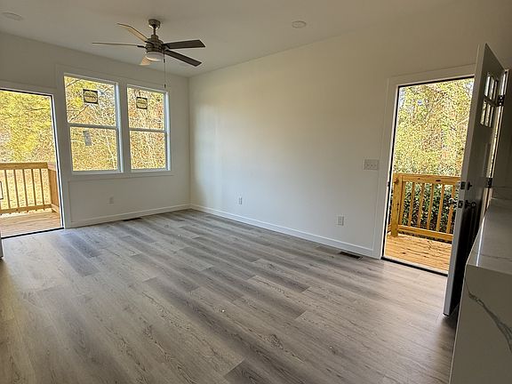 4th image of 631 Morreene Rd #Adu