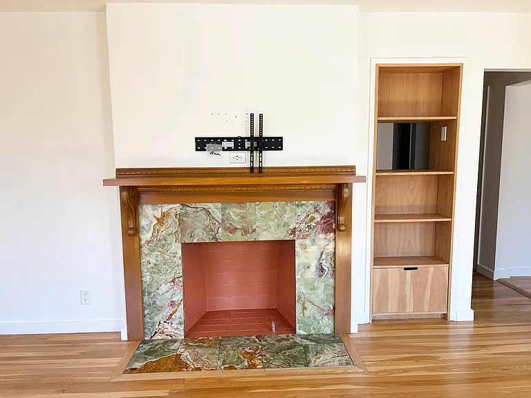 5931 Comey Ave — Photo 5