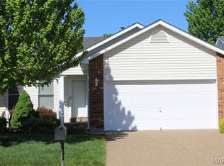 5 Battersea Ct #9B, O'Fallon, MO 63366