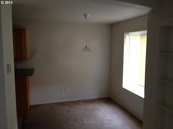3rd image of 5264 NE 121st Ave APT 290