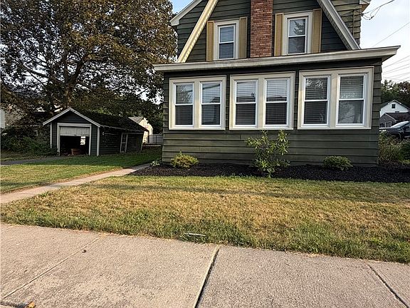 4th image of 301 Draper Ave