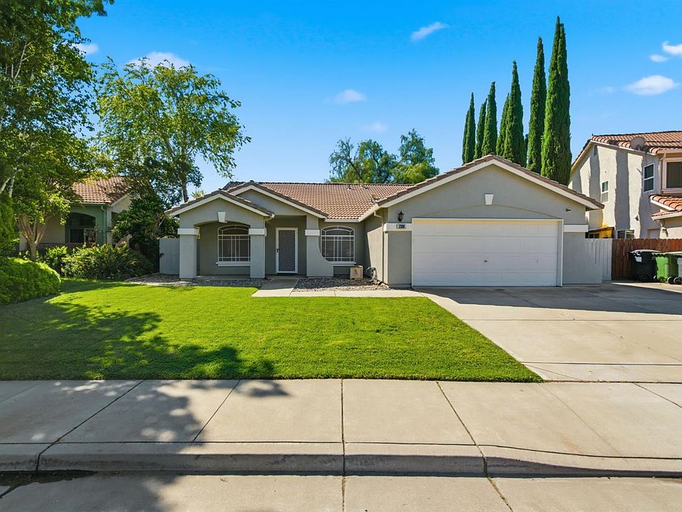 1st image of 2338 Carol Ann Dr