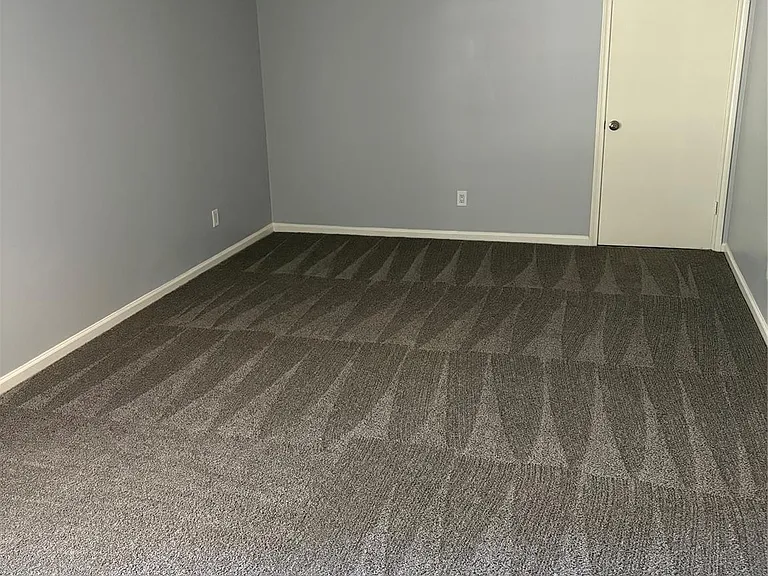 1402 Bellaire Blvd — Photo 5