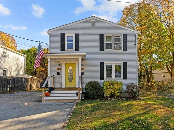 18-20 Inglewood Rd, East Providence, RI 02914