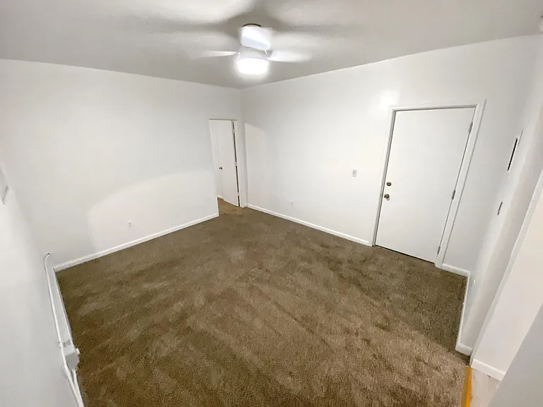 240 Main St #2D — Photo 3